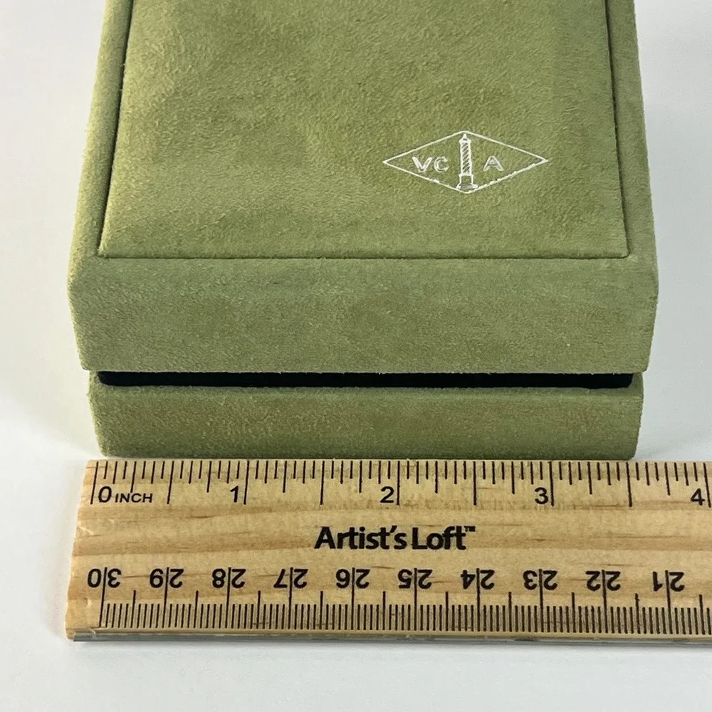 Van Cleef & Arpels Jewelry Box Green Suede Small Square Presentation Case VCA